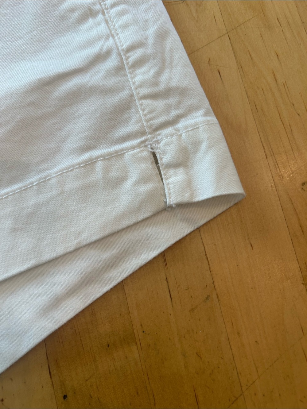 Old Navy White Everyday Chino Shorts Size 6 Mid Rise Cotton Stretch - Picture 5 of 9